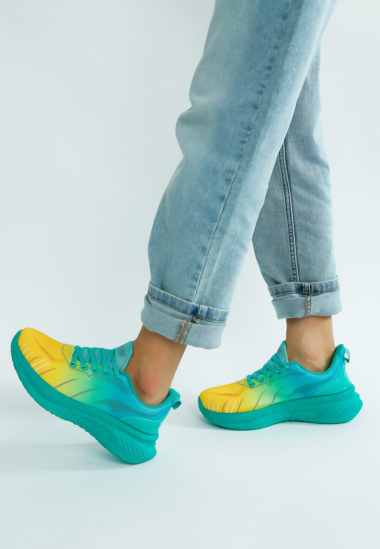 Women Gradient Flyknit Sneakers