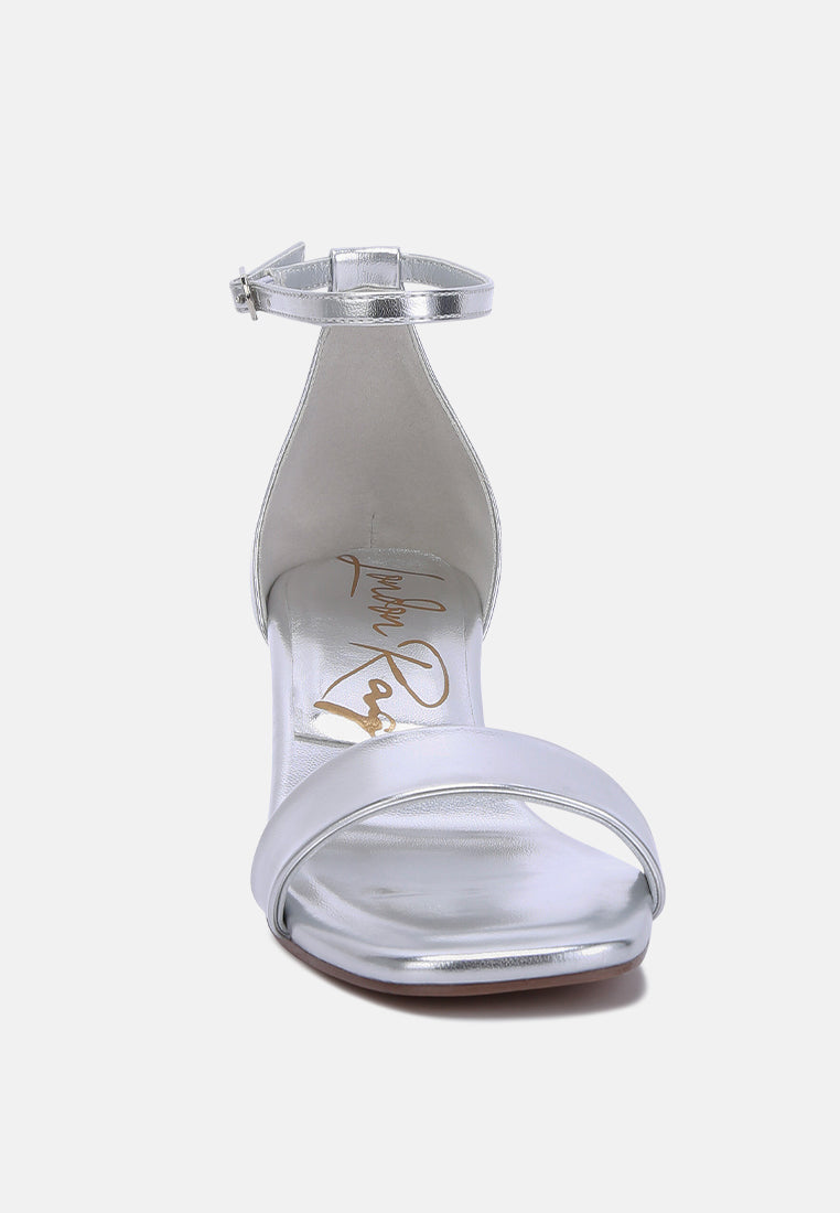 women metallic block heels#color_silver