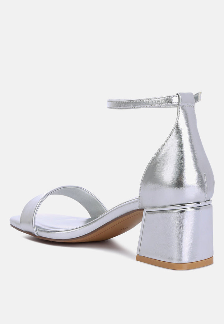 women metallic block heels#color_silver