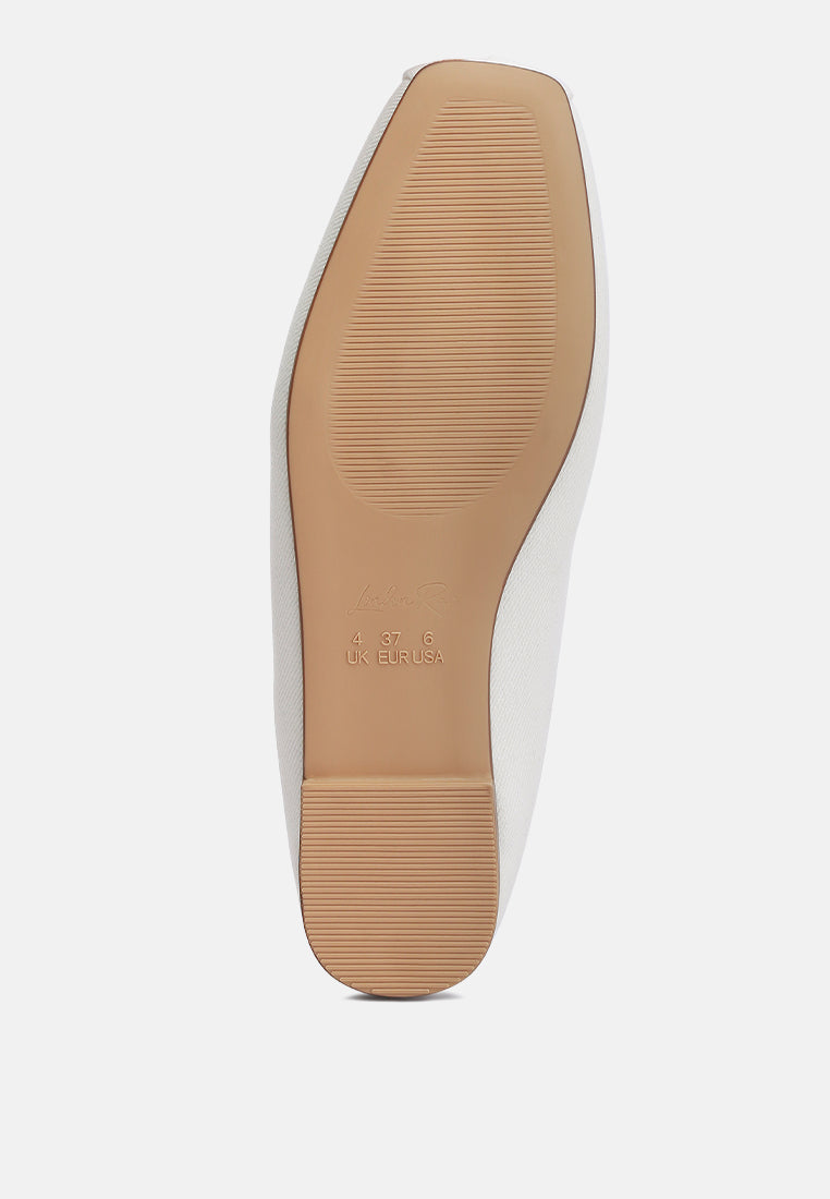 women criss cross strap ballet flats#color_beige