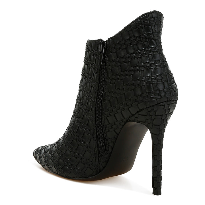 embossed concave cut ankle boots#color_black