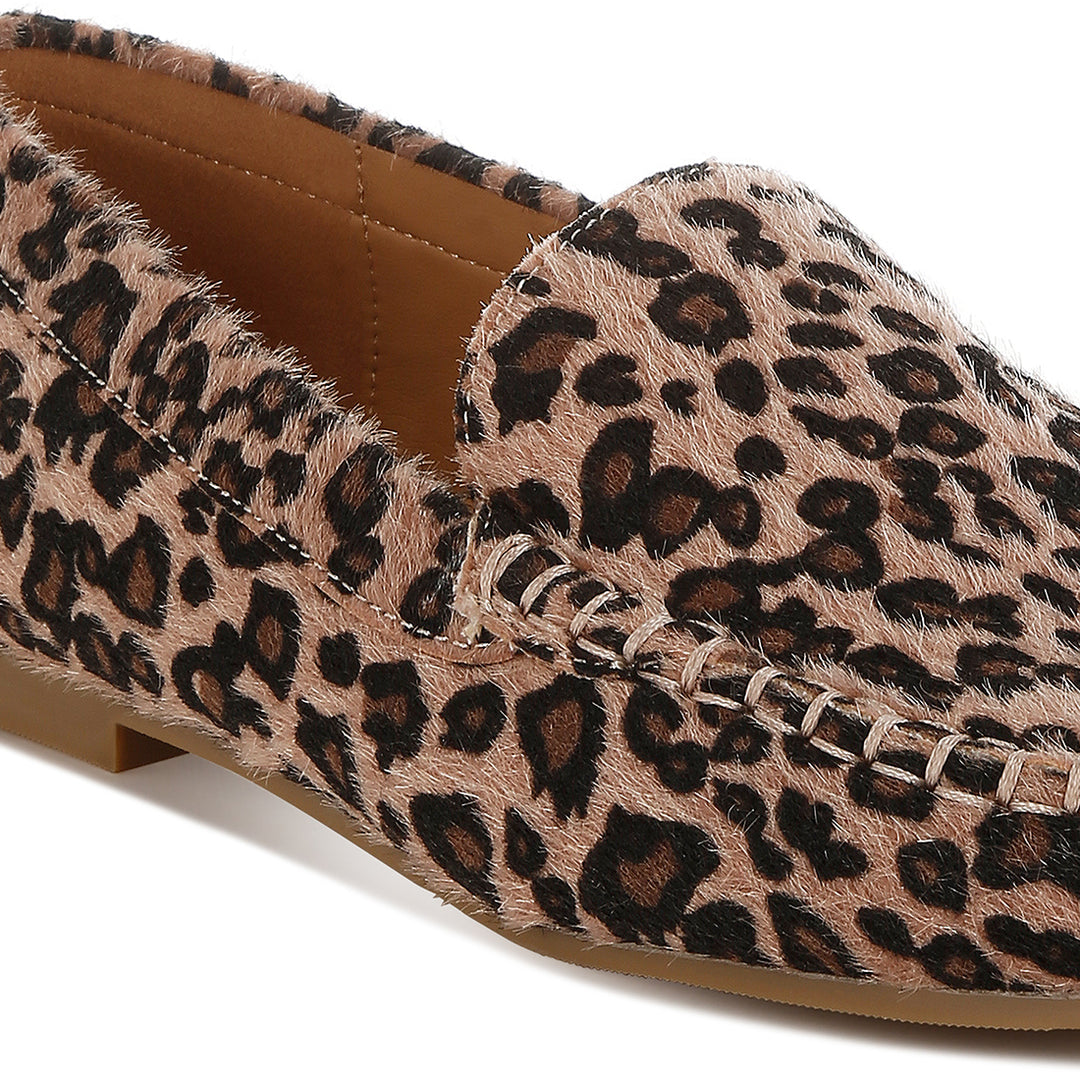 leopard print flat loafers
#color_leopard