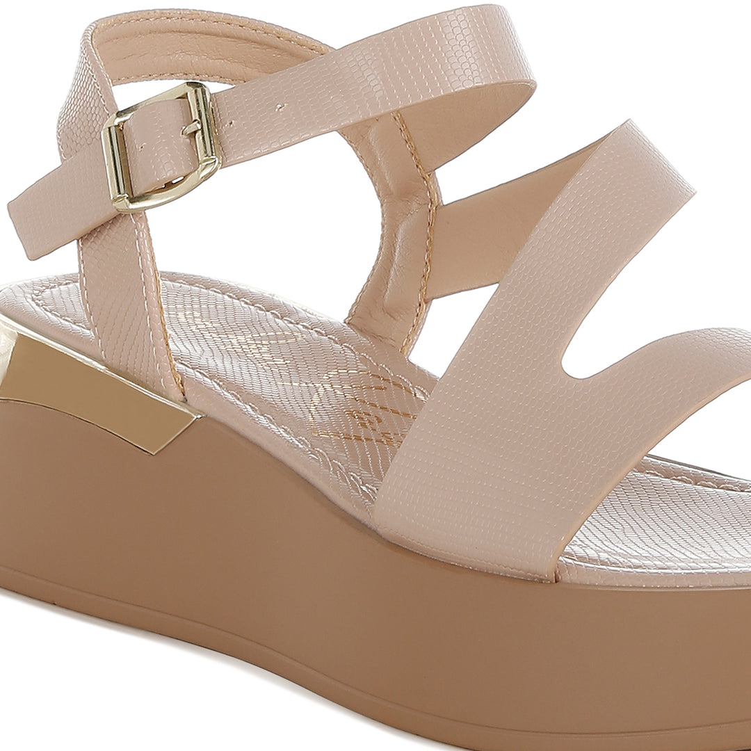 chunky flatform sandals
#color_beige