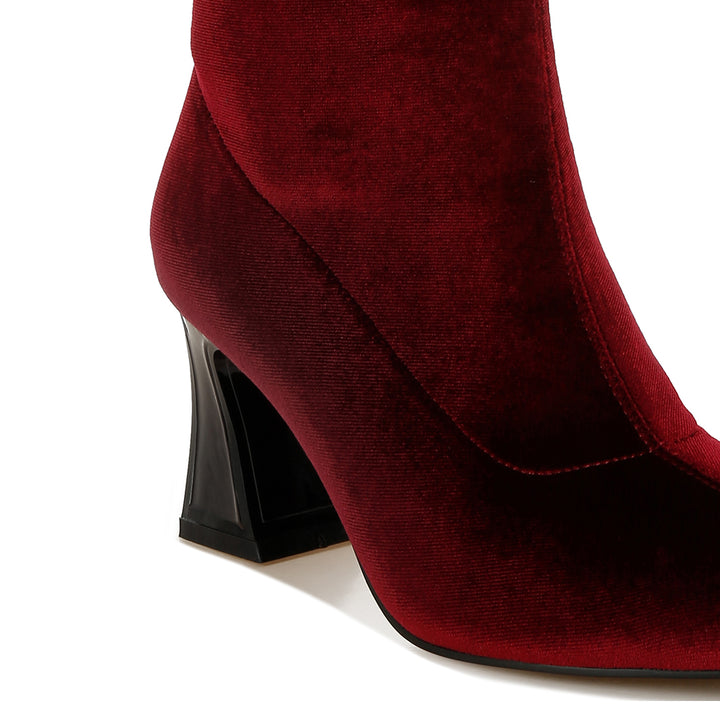 flared block heel velvet boots#color_burgundy