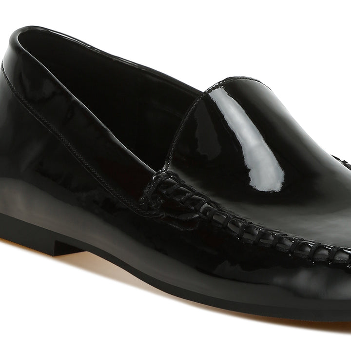 metallic pleather loafers
#color_black