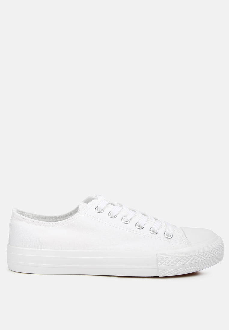 cloudwalk casual canvas dailywear sneakers#color_white