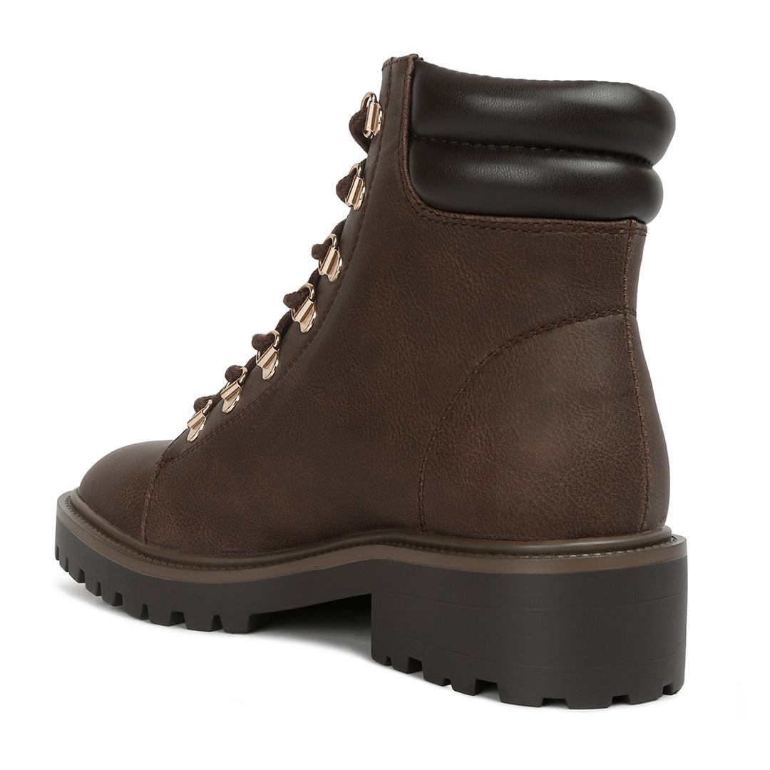 women smooth lace-up boots#color_chocolate