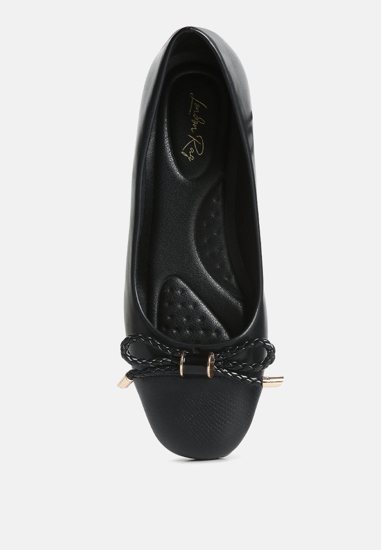 women metallic embellished flat ballerinas#color_black
