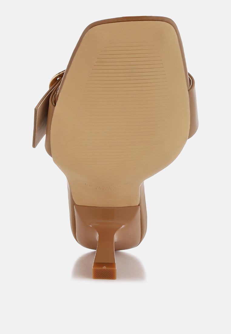 women buckle strap slip on sandals#color_off-white