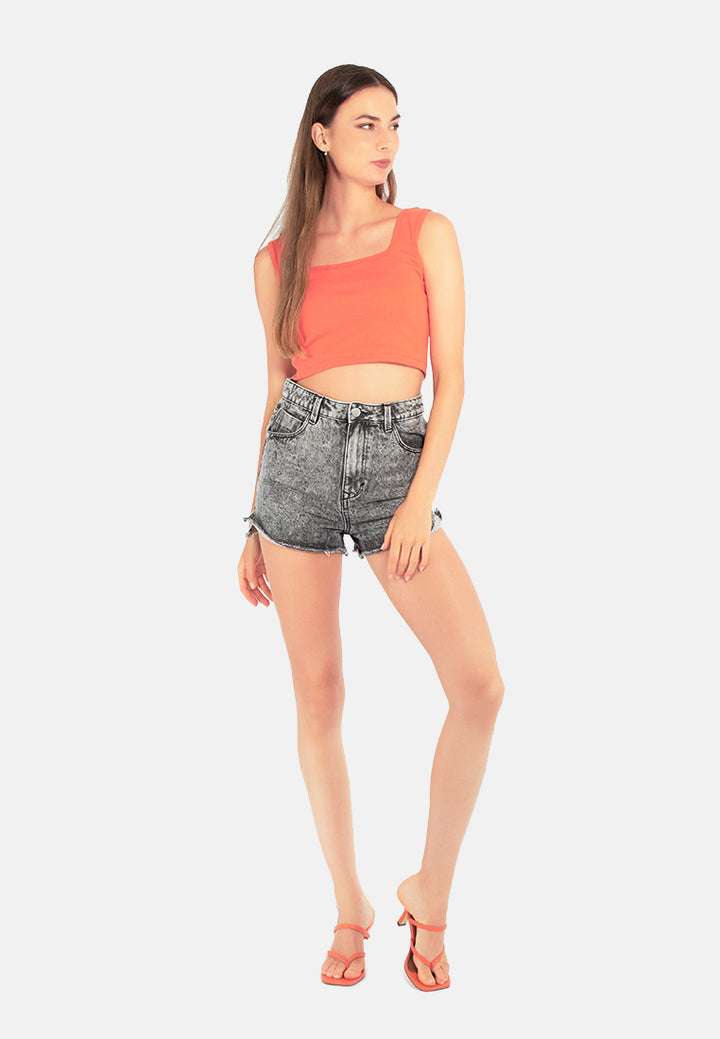 women side slit raw hem denim shorts#color_acid grey