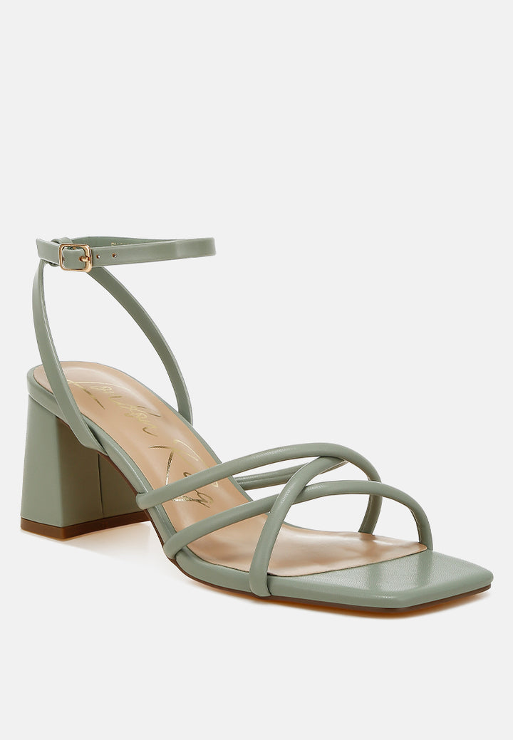 women low block heel strappy sandals#color_green