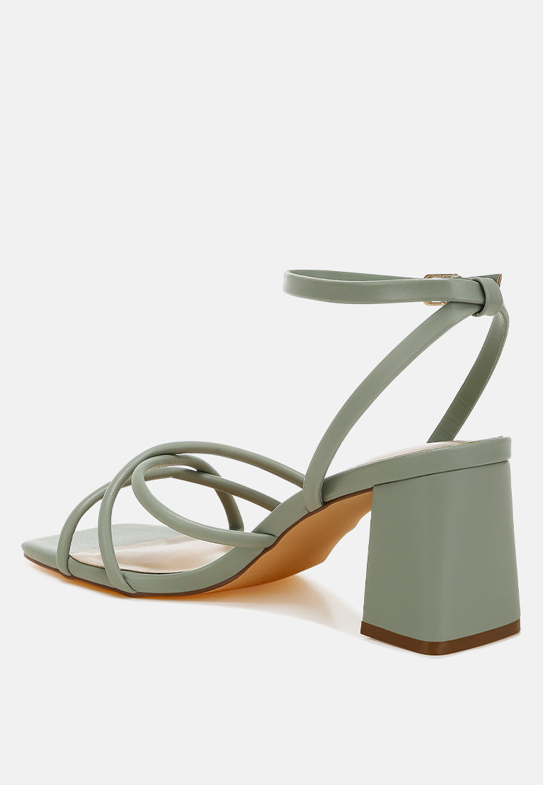 women low block heel strappy sandals#color_green