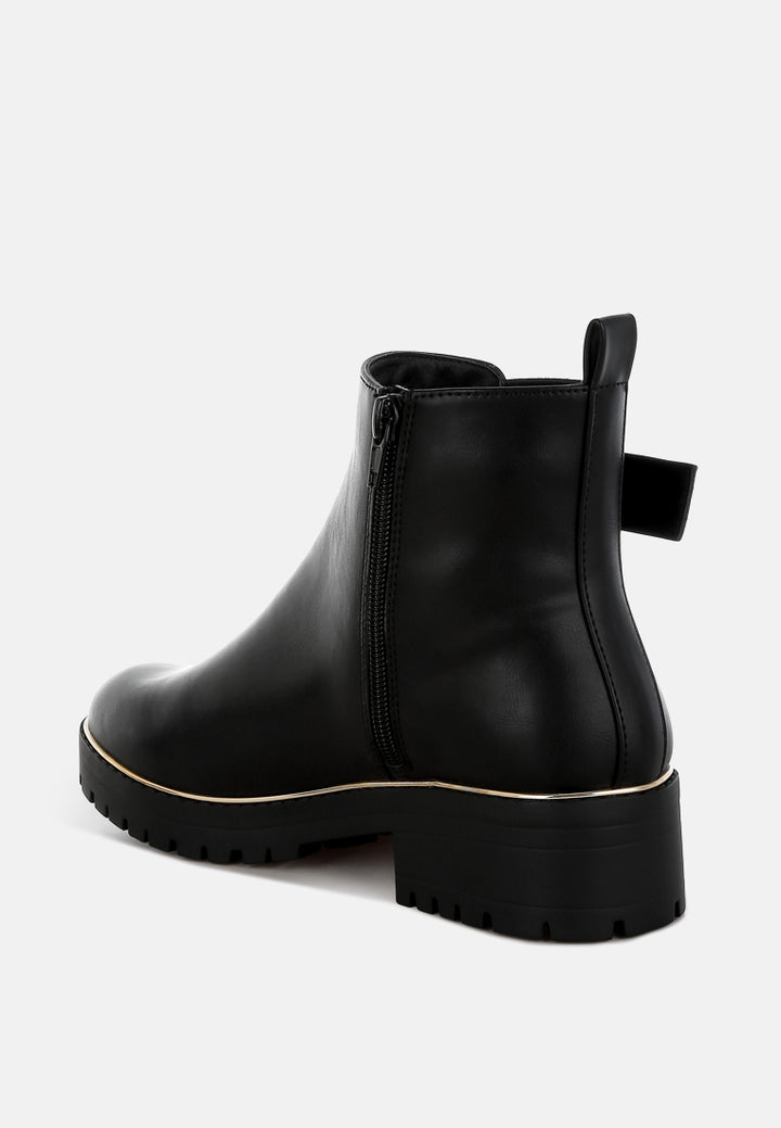 women chunky buckle detail ankle boots#color_black