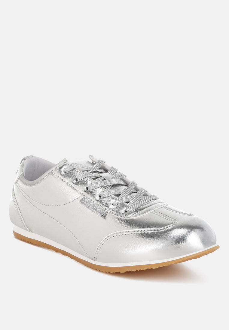 women metallic pleather sneakers#color_silver