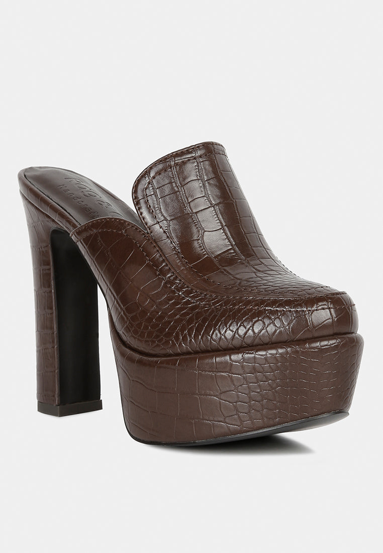 women croc pattern heeled platform mules#color_brown