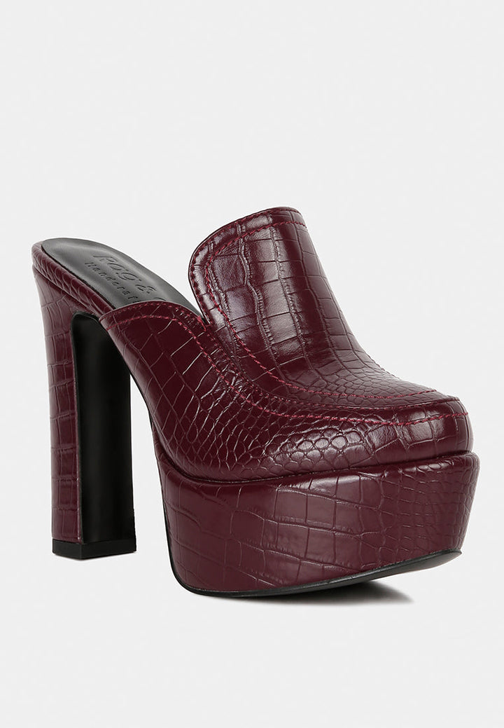 women croc pattern heeled platform mules#color_burgundy