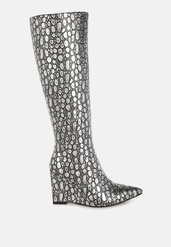 tear shaped faux leather boots#colour_black