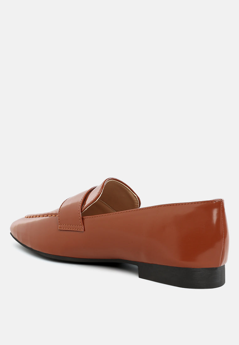 women flat heel loafers#color_brown