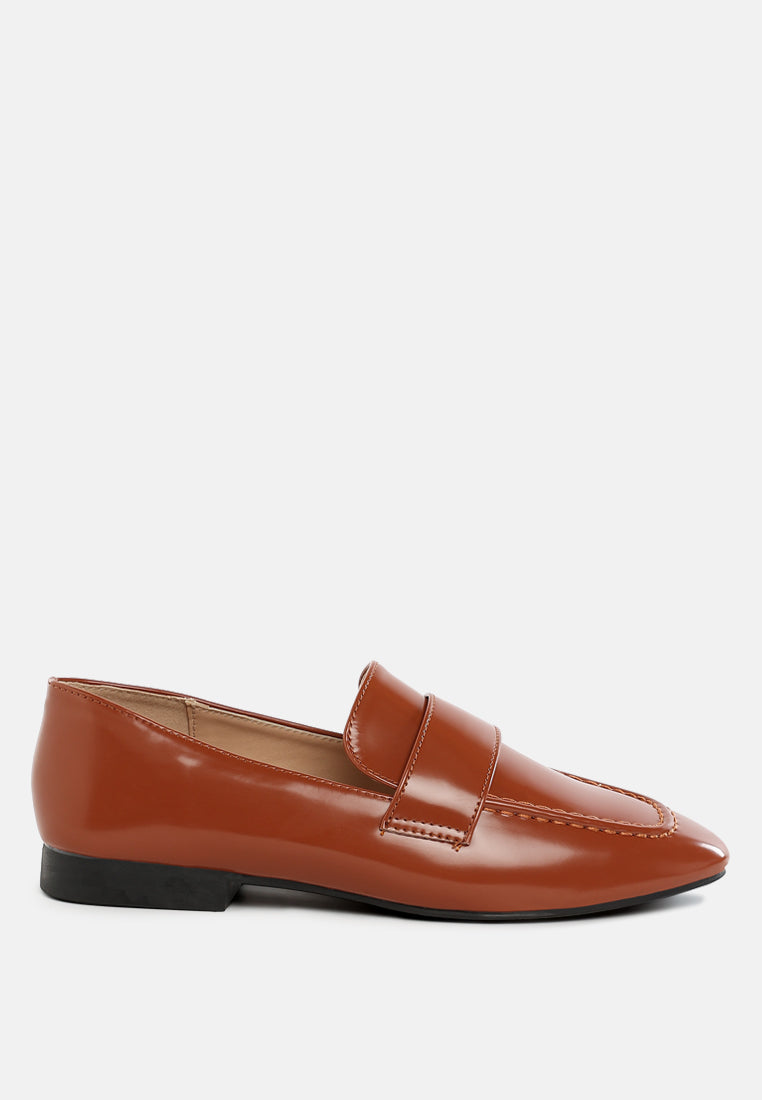women flat heel loafers#color_brown