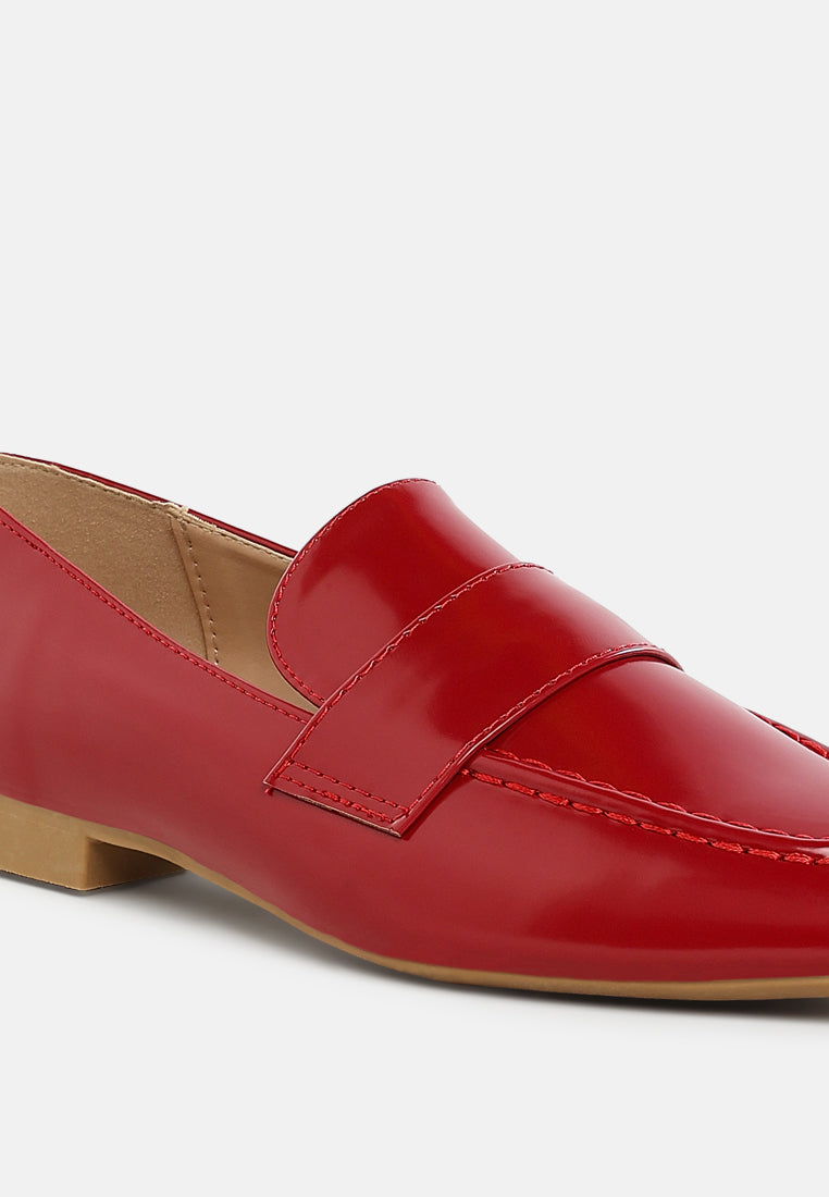 women flat heel loafers#color_dark-red