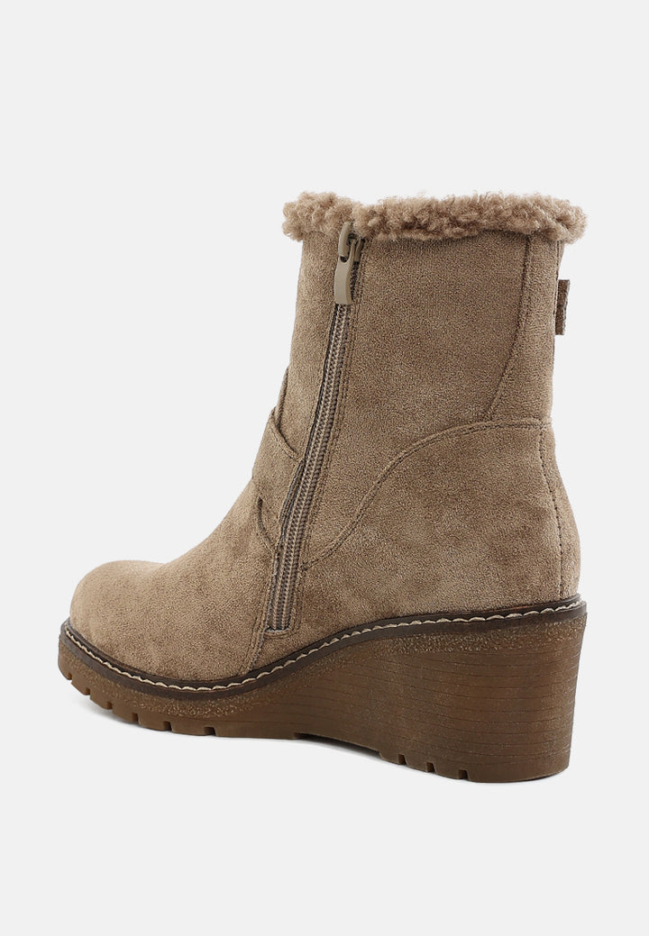 women faux fur harness boots#color_taupe