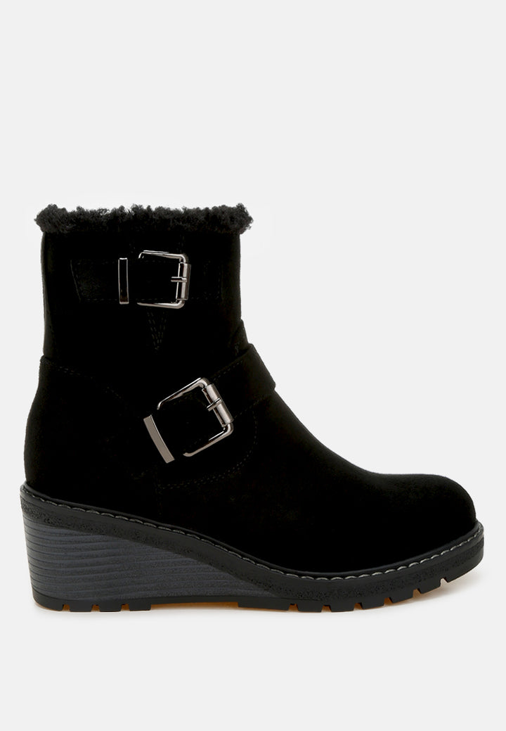 women faux fur harness boots#color_black