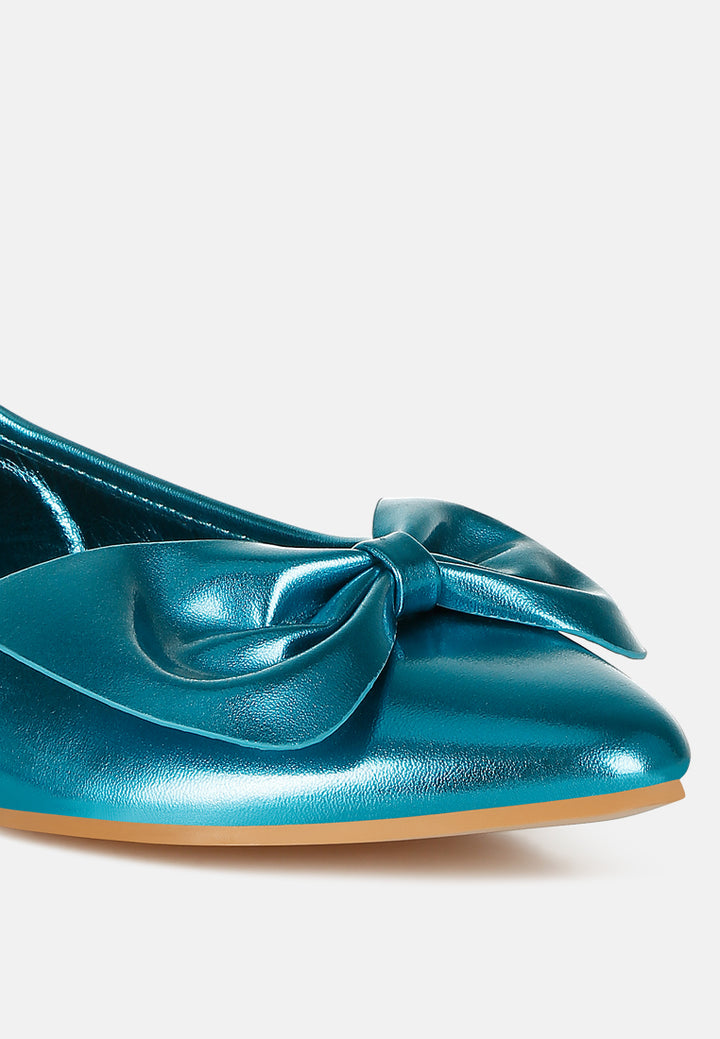 women metallic pleather bow ballerinas#color_blue