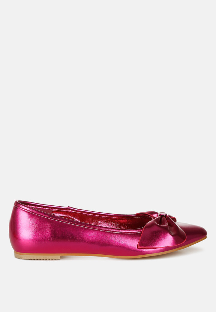 women metallic pleather bow ballerinas#color_fuchsia