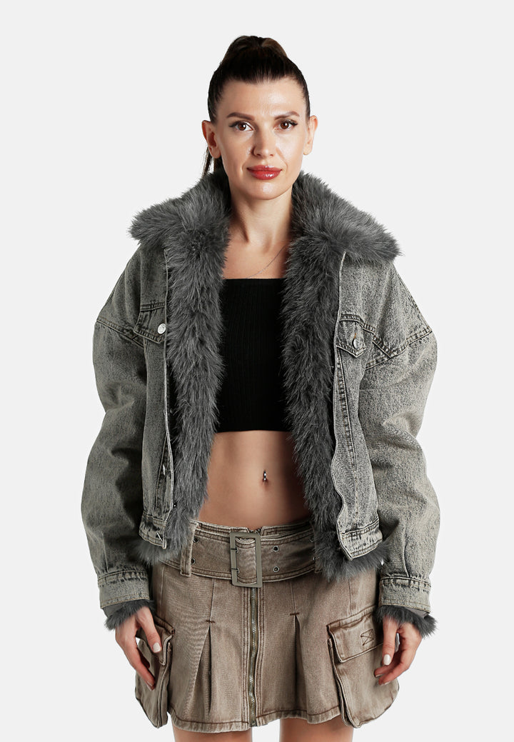 Women Faux Fur Collar Denim Jacket