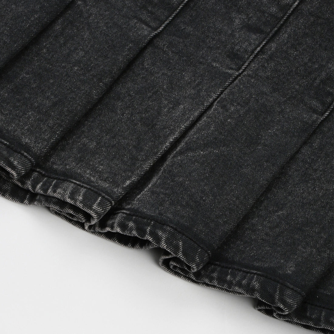 pleated denim mini skirt#color_light-black