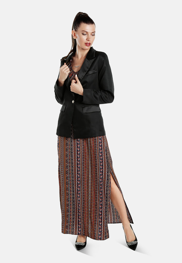 women lapel collar buttoned blazer#color_black