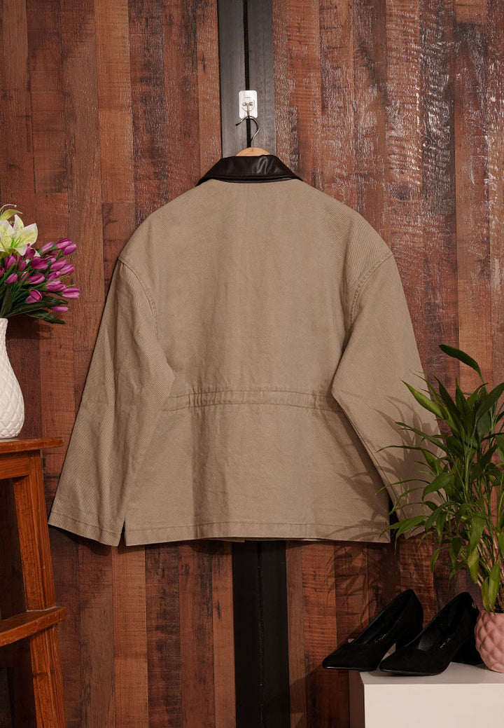 women faux leather collared denim jacket#color_beige