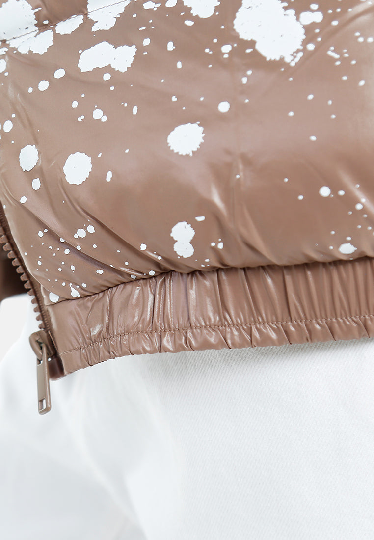 women urban splatter hooded puffer jacket#color_camel