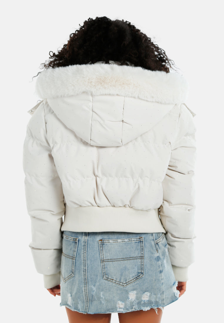 women high-neck cropped faux fur jacket#color_off-white