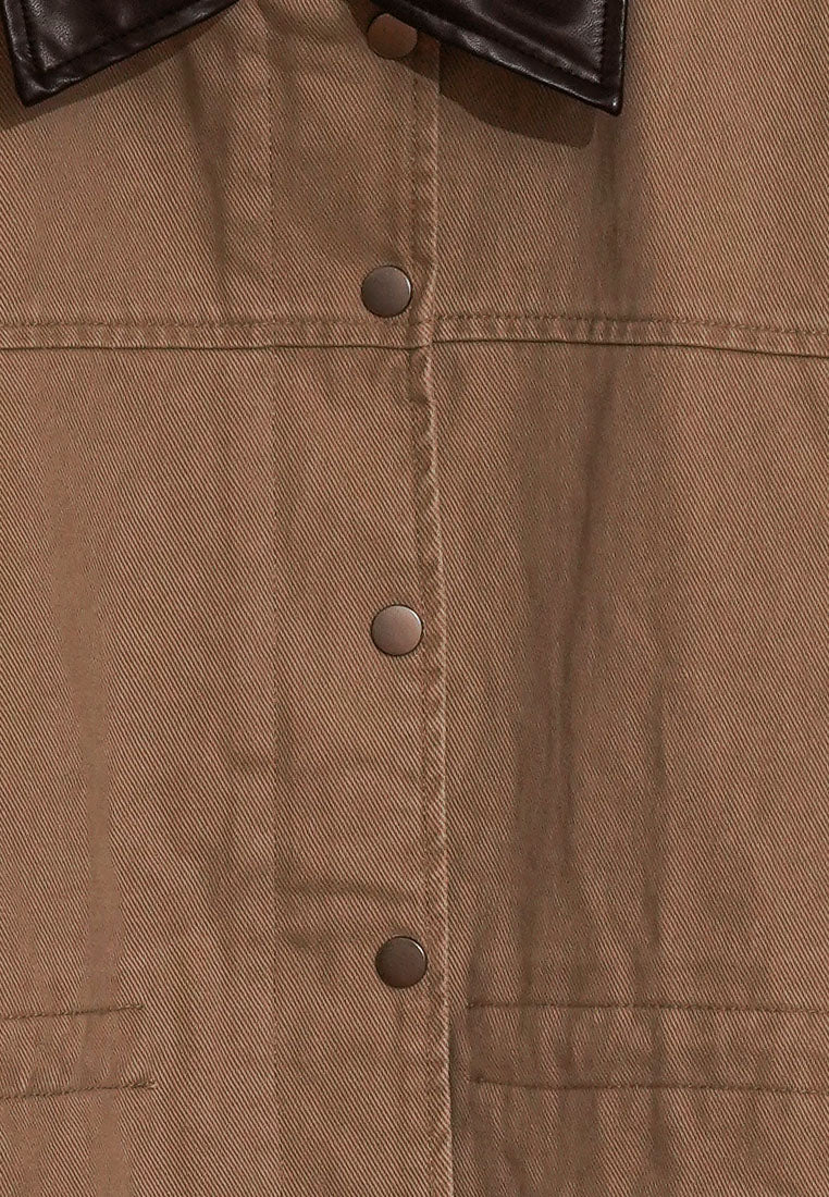 Women Utility-Style Jacket with Oversized Pockets