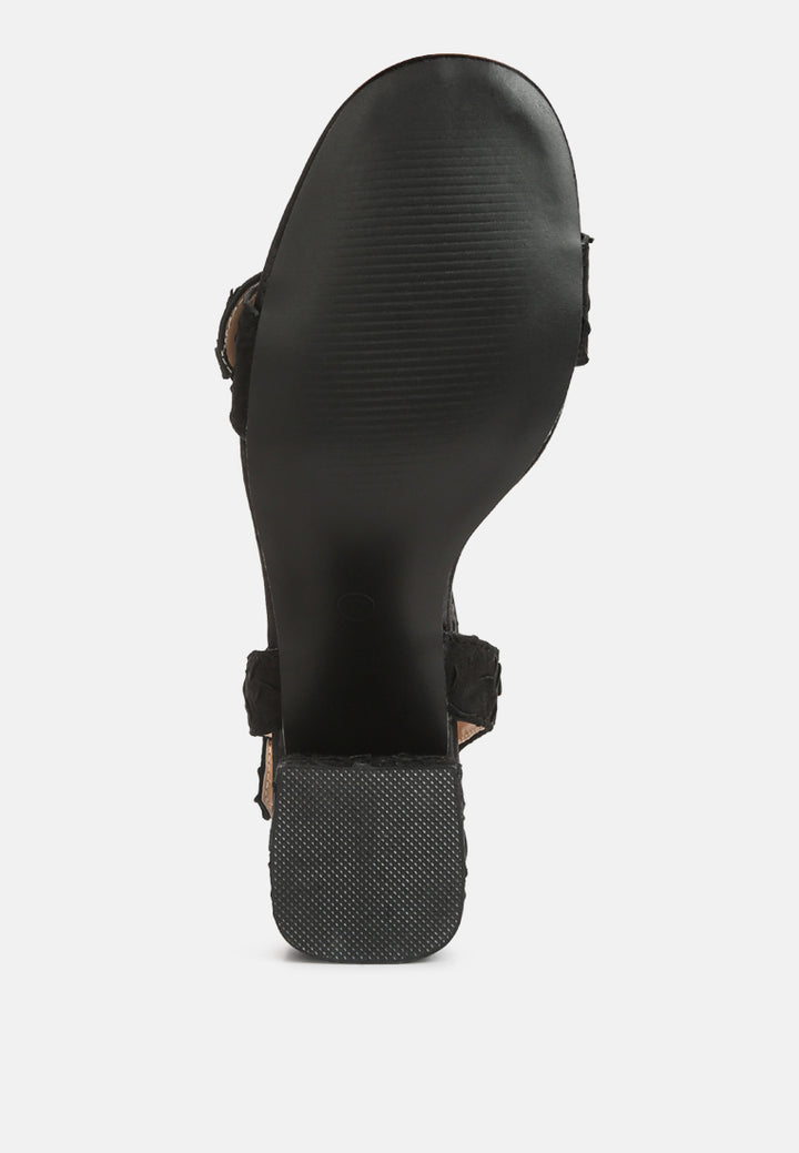 women block heel pin buckle sandals#color_black