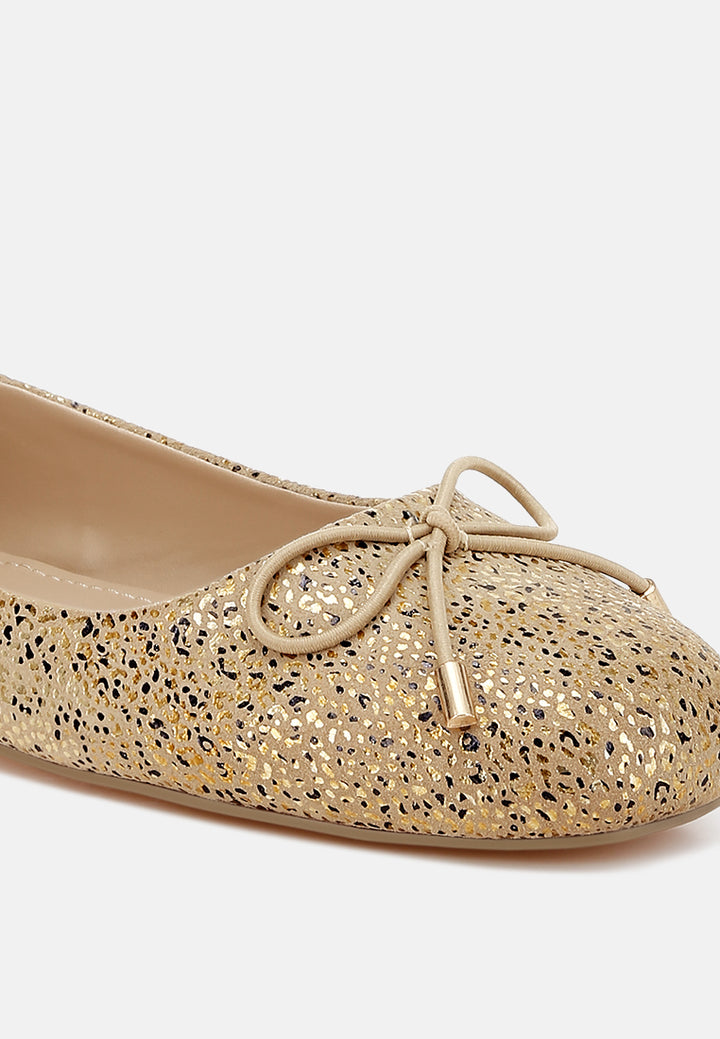 women bow detail embossed suede ballerinas#color_gold