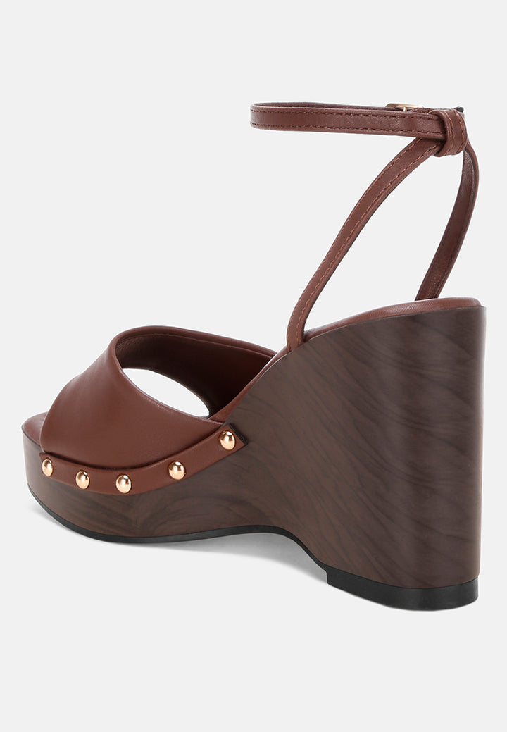 #color_brown