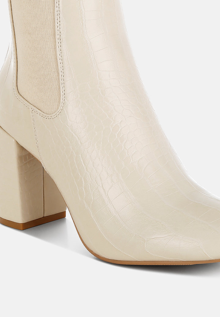 women croc textured block heeled chelsea boots#color_beige