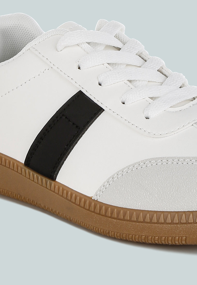 women classic lace-up flatform sneaker#color_white