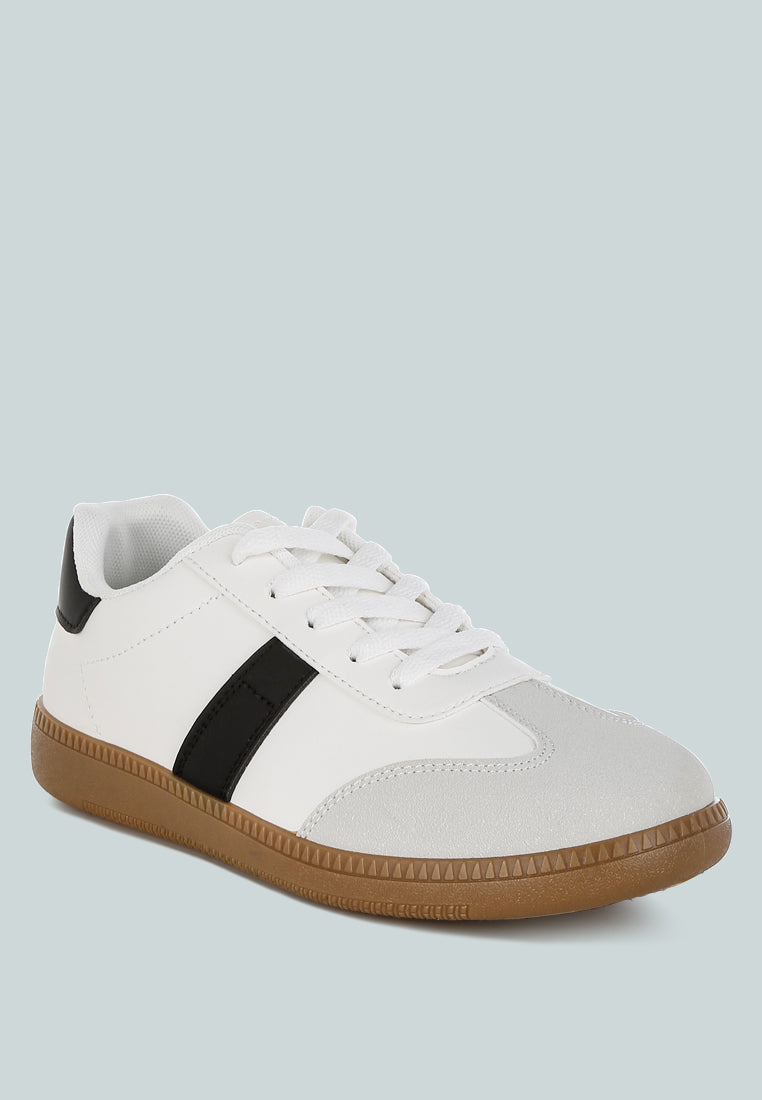 women classic lace-up flatform sneaker#color_white