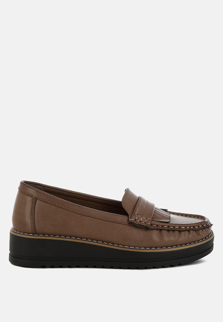 women fringed nubuck loafers#color_taupe