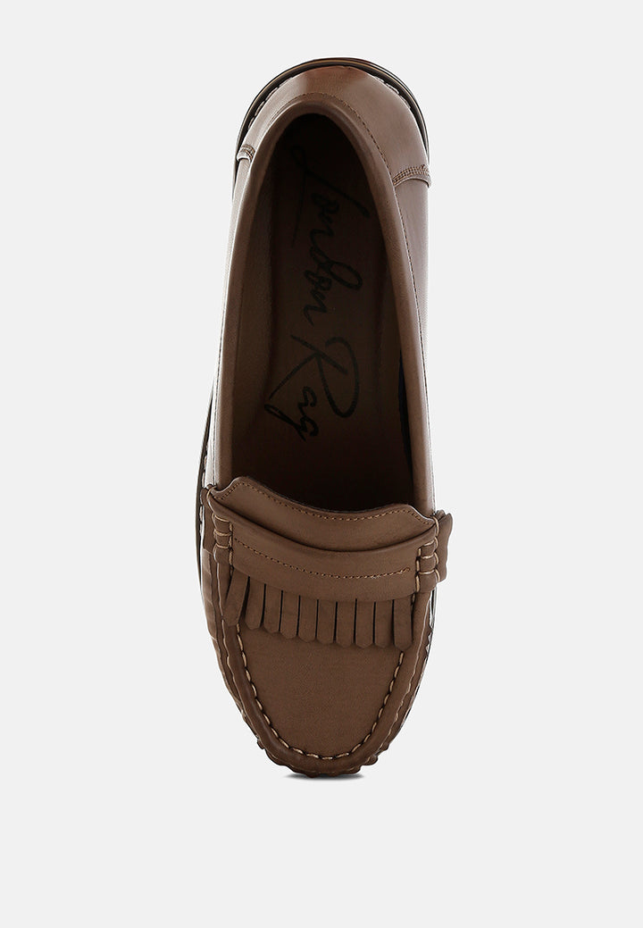 women fringed nubuck loafers#color_taupe