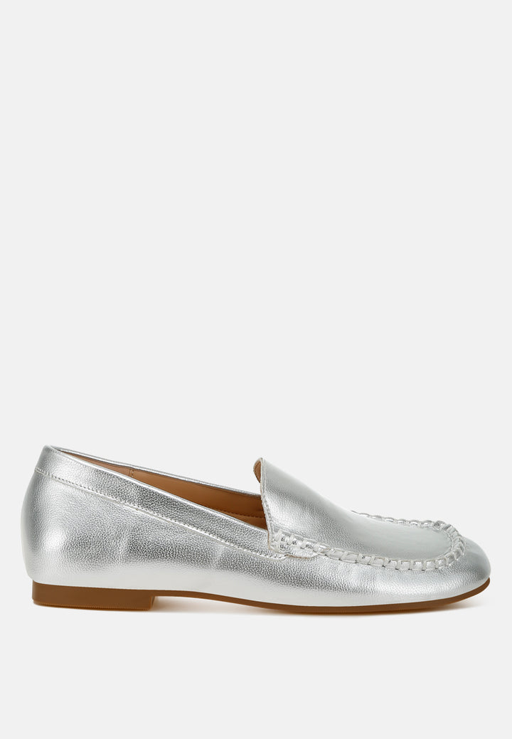 Women Metallic Pleather Loafers