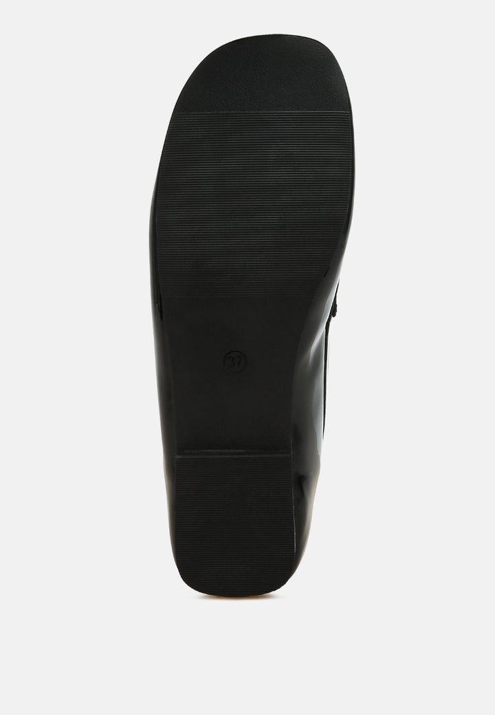 women metallic pleather loafers#color_black