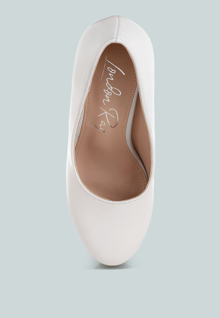 Women Manmade Leather Block Heel Pumps