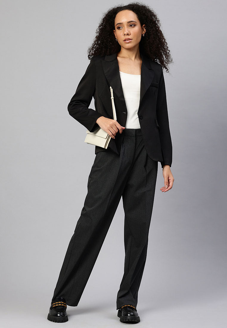 Women Sleek Lapel Blazer