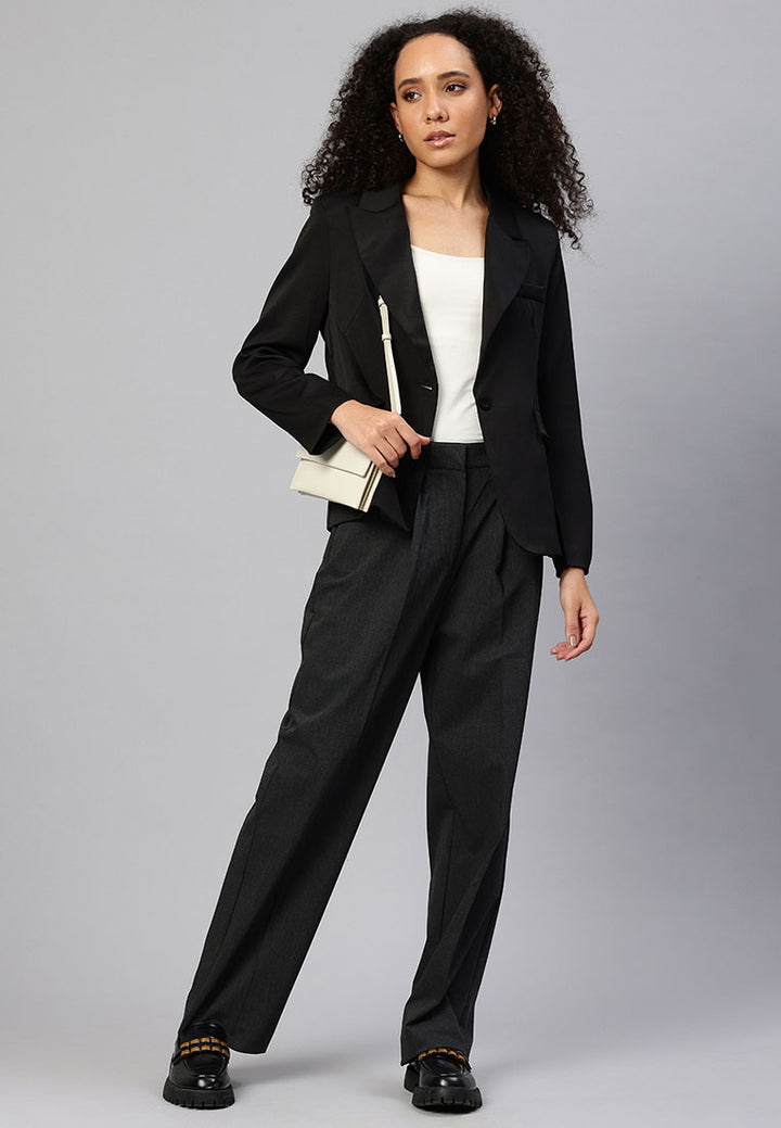 Women Sleek Lapel Blazer