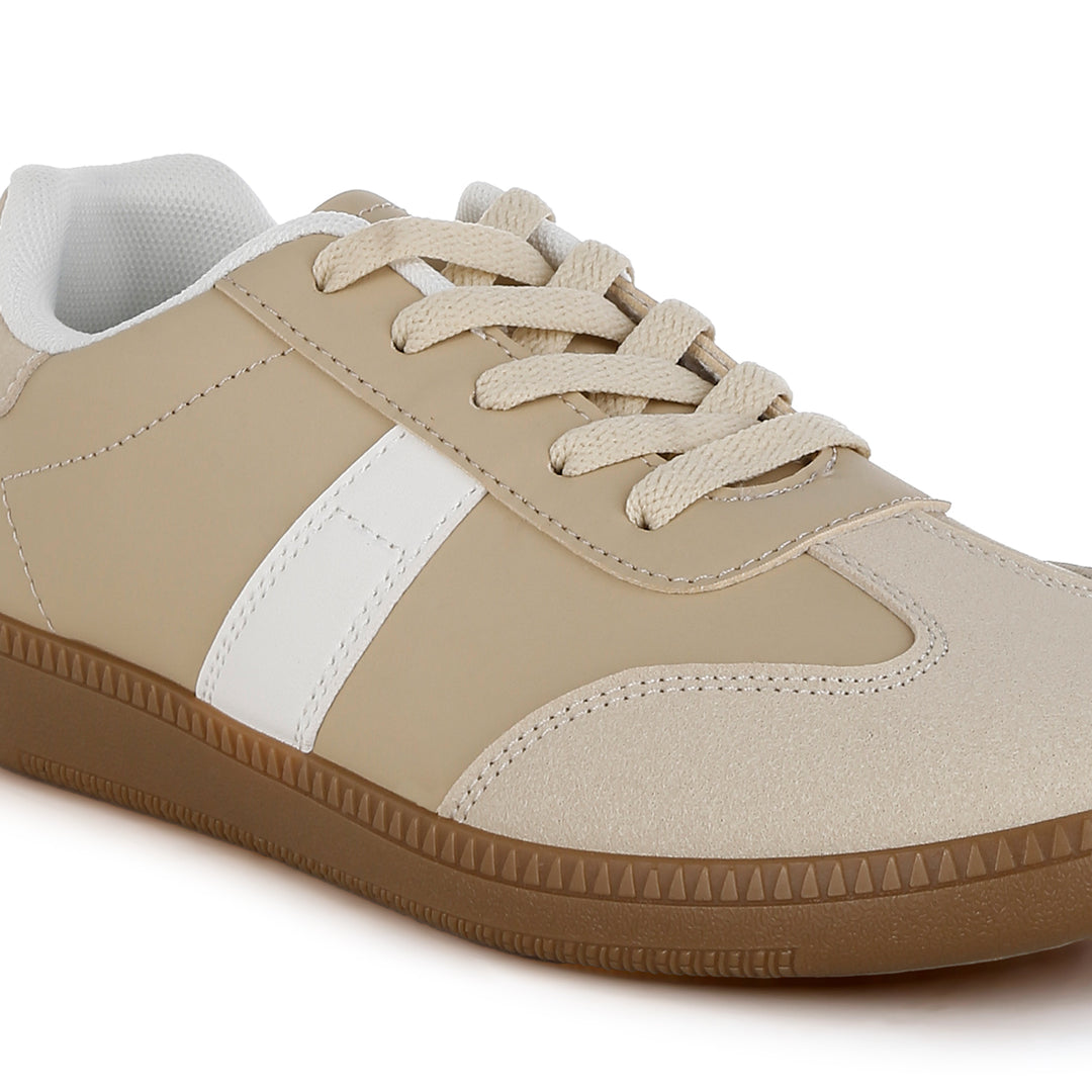 classic lace-up flatform sneaker#color_beige