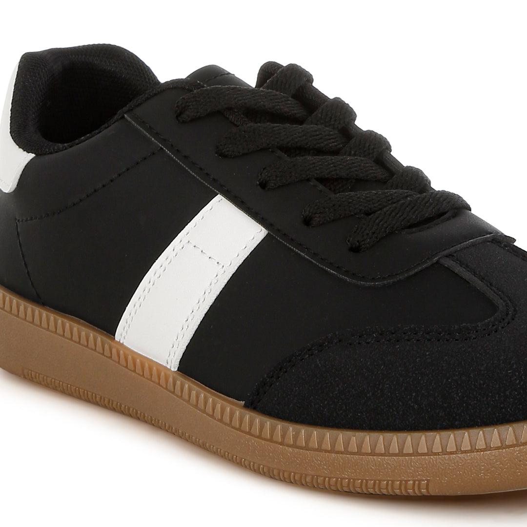 classic lace-up flatform sneaker#color_black